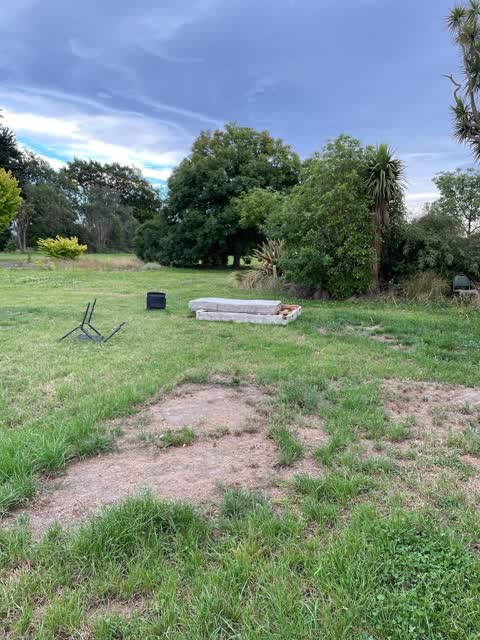 Rubbish/Recycling, a report photo