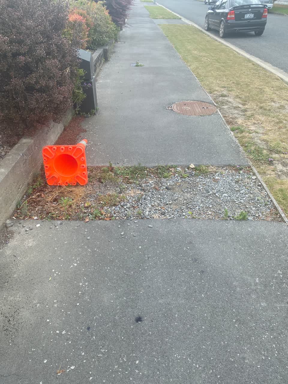 The photograph attached to this roading/streets report