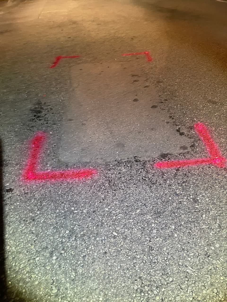 The photograph attached to this roading/streets report