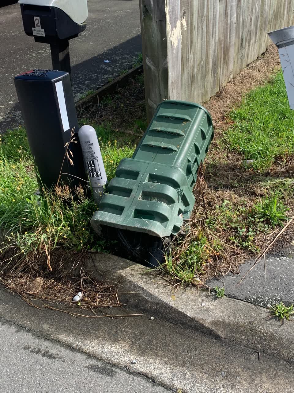 The photograph attached to this roading/streets report
