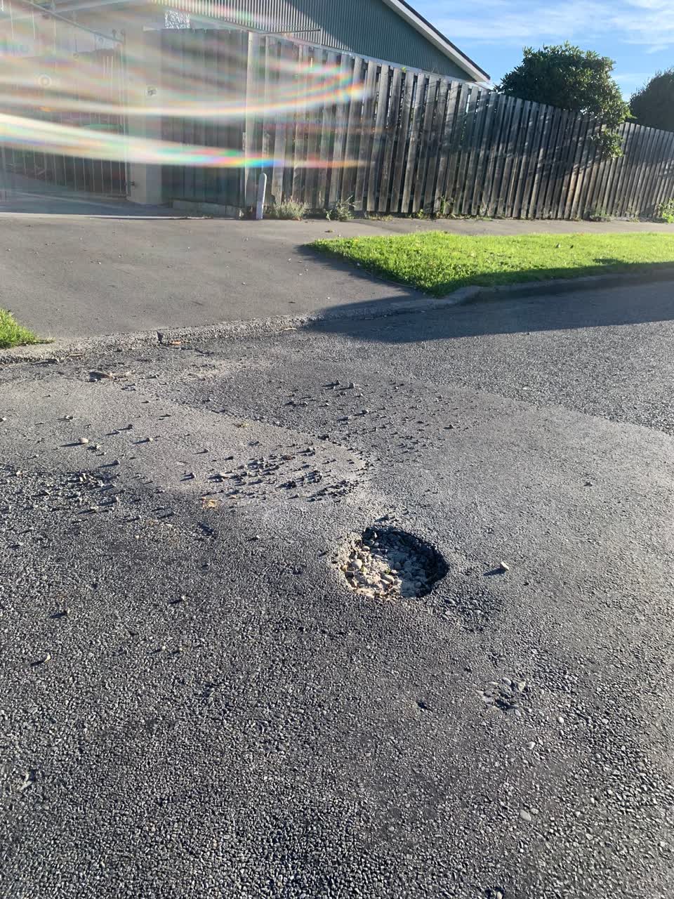 The photograph attached to this roading/streets report