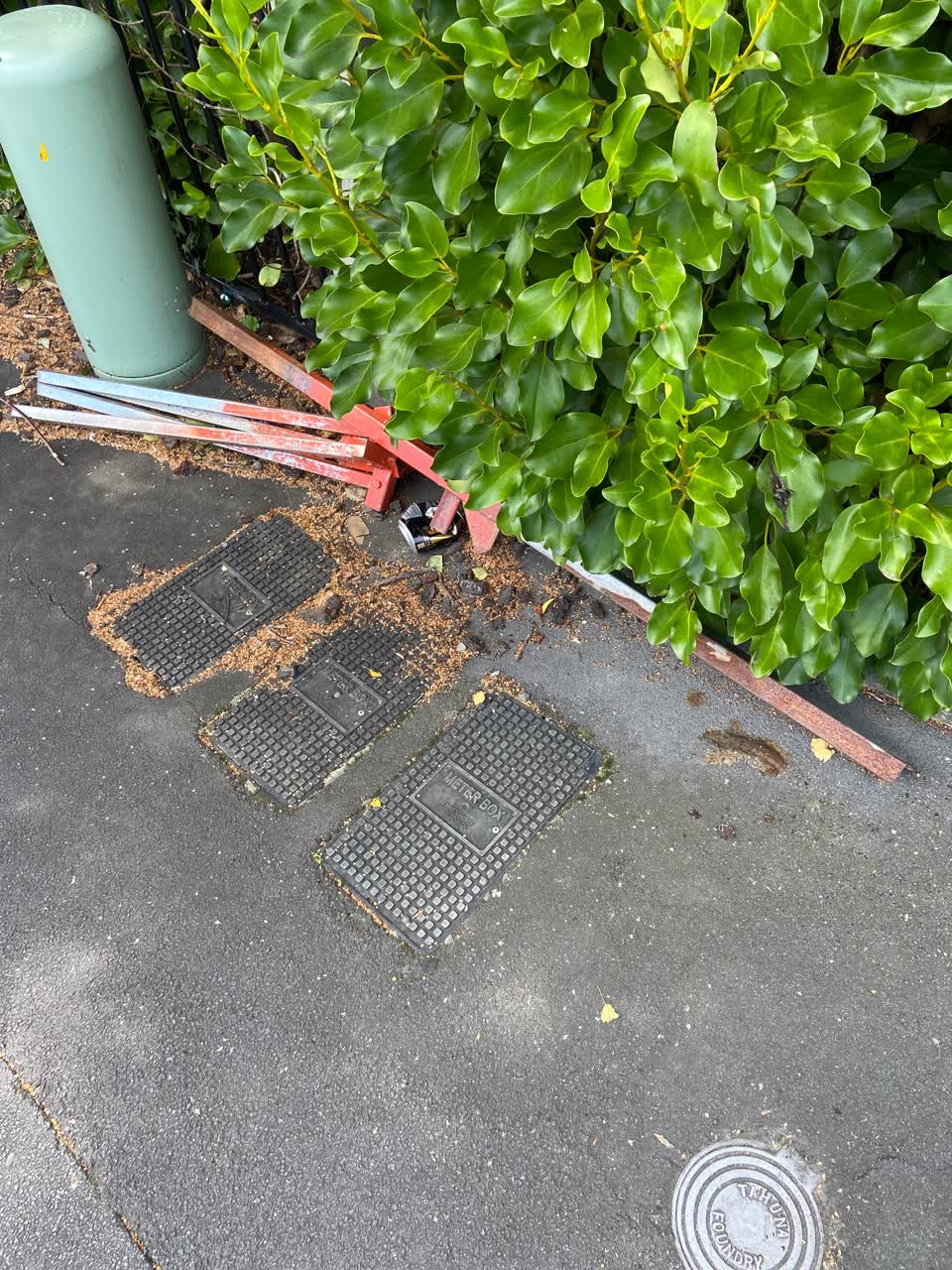 The photograph attached to this roading/streets report