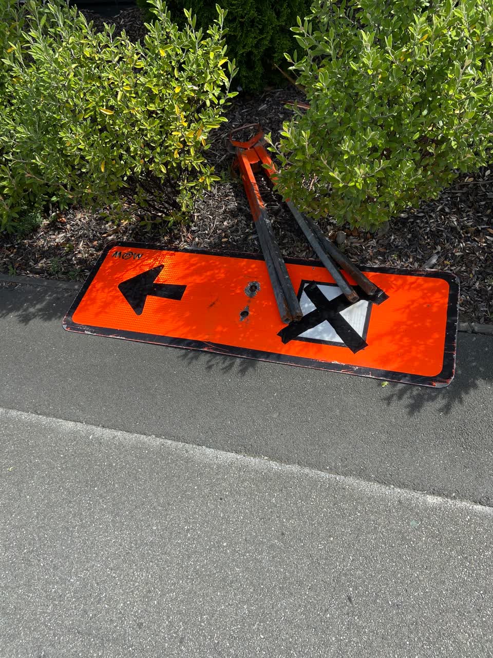 The photograph attached to this roading/streets report
