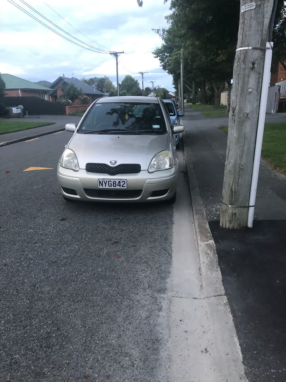 The photograph attached to this roading/streets report