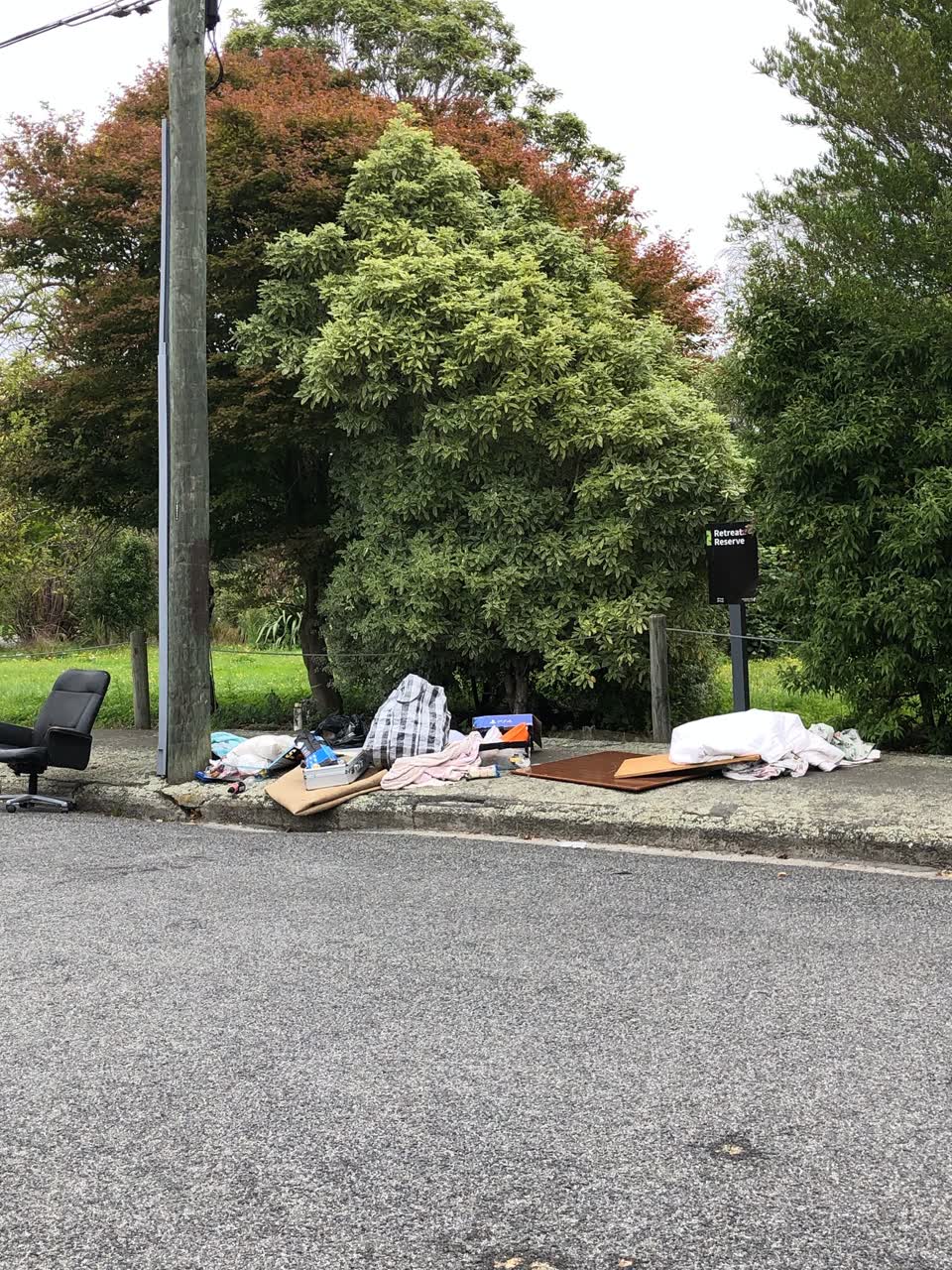 The photograph attached to this rubbish/recycling report