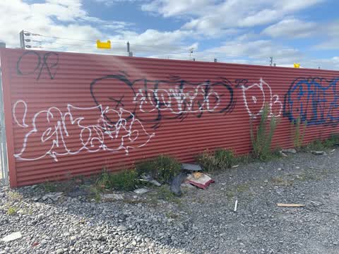 Graffiti, a report photo