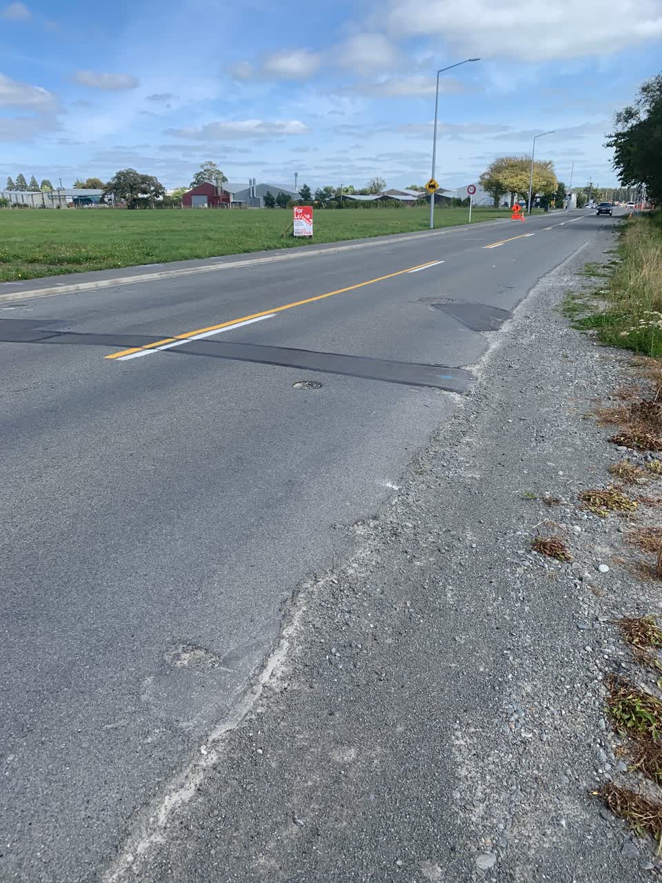The photograph attached to this roading/streets report