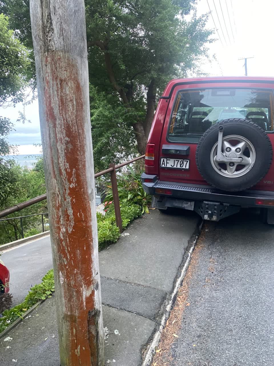 The photograph attached to this roading/streets report