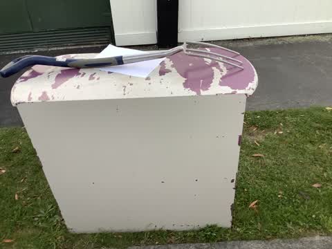 Rubbish/Recycling, a report photo