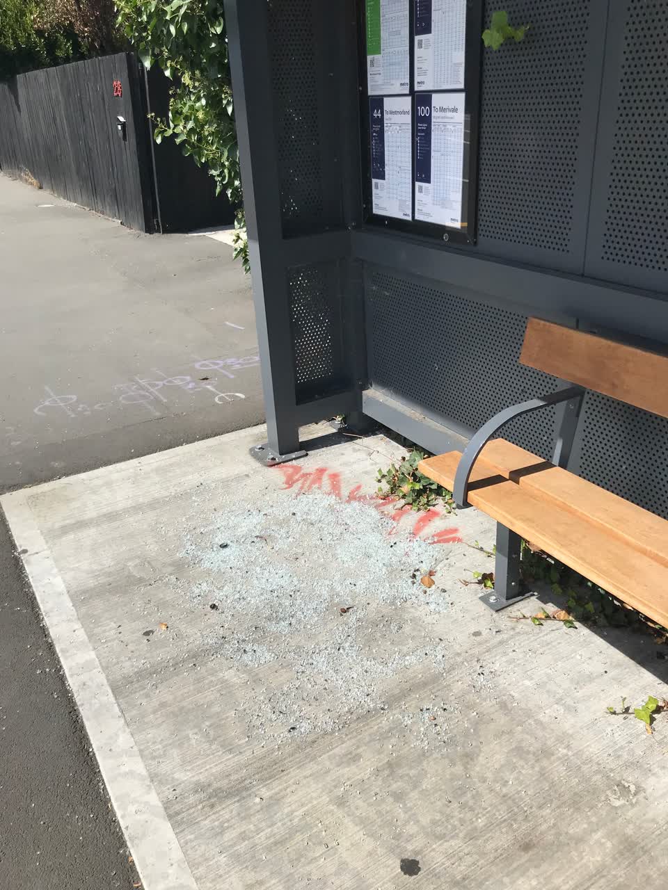 The photograph attached to this roading/streets report