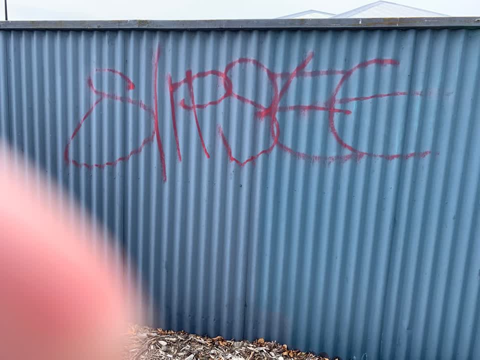 The photograph attached to this graffiti report