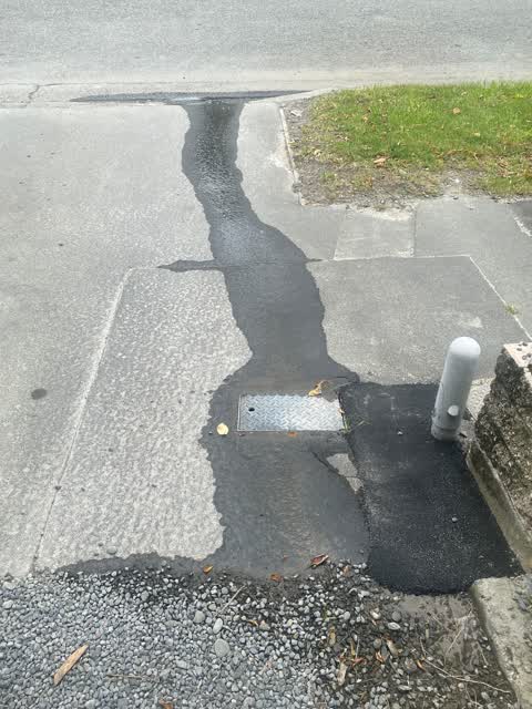 Water Leak, a report photo