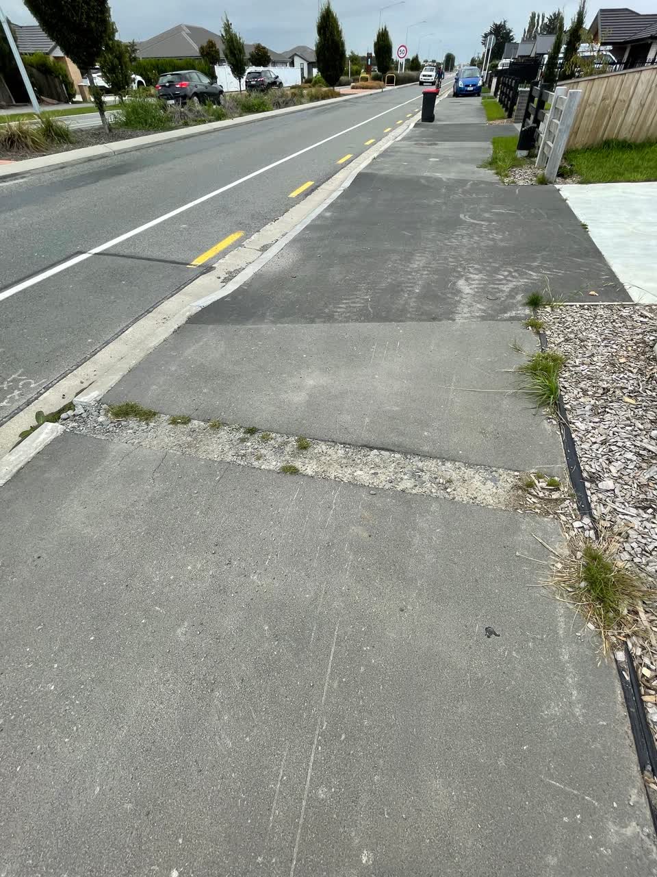 The photograph attached to this roading/streets report