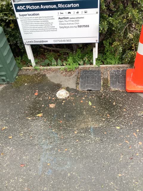 Water Leak, a report photo