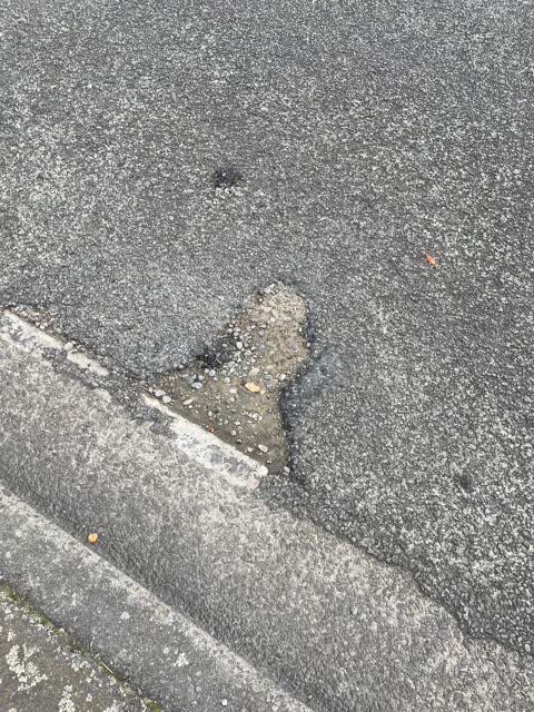 Roading/Streets, a report photo
