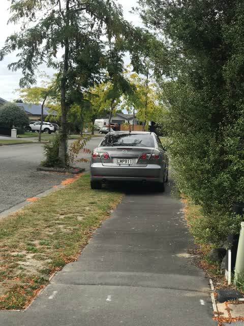 Roading/Streets, a report photo