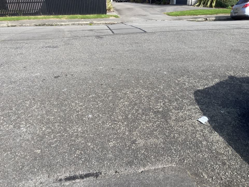 The photograph attached to this roading/streets report