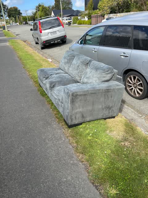 Rubbish/Recycling, a report photo