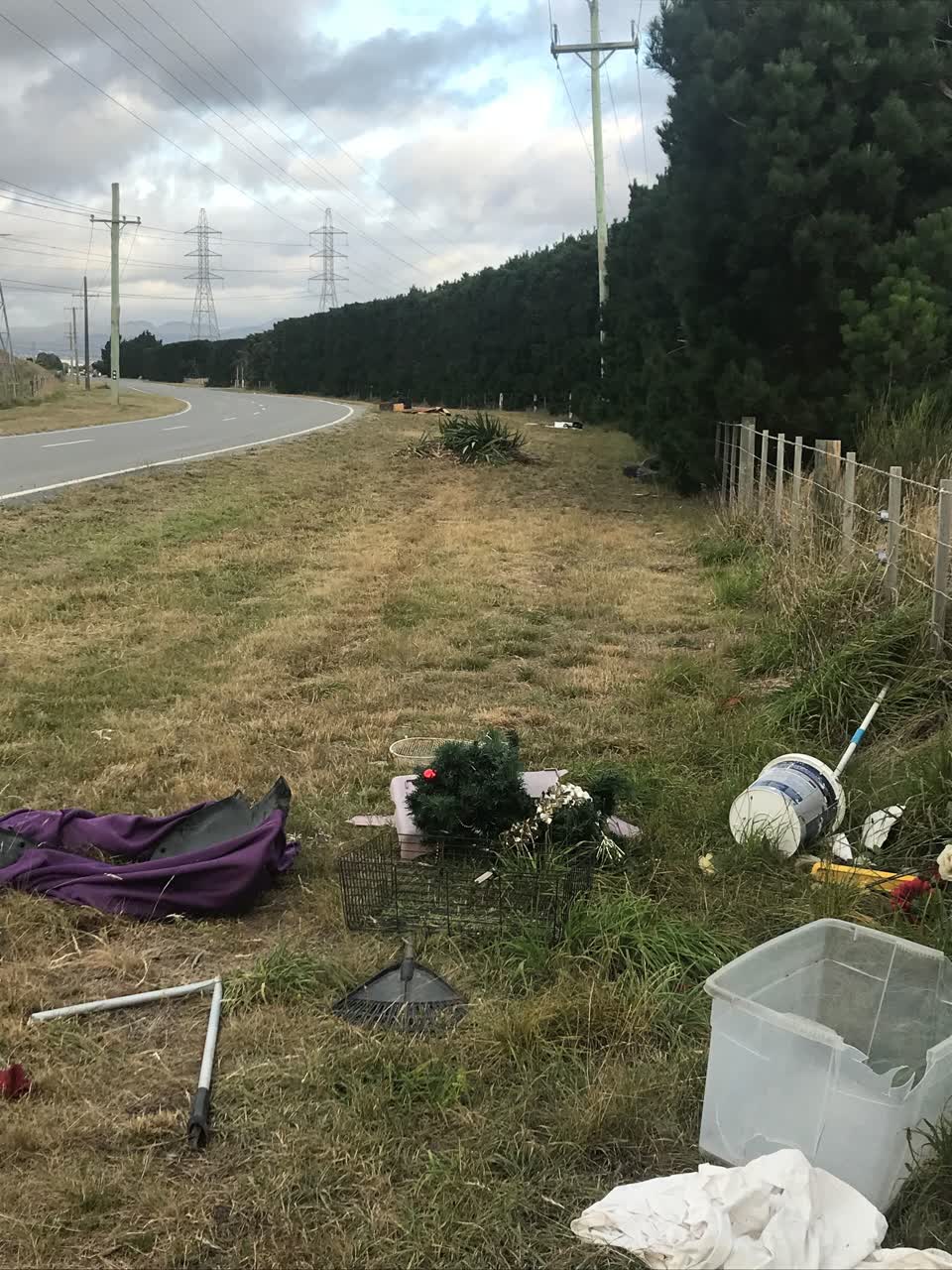 The photograph attached to this rubbish/recycling report