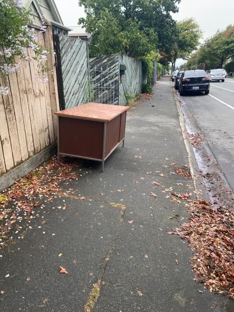 Rubbish/Recycling, a report photo