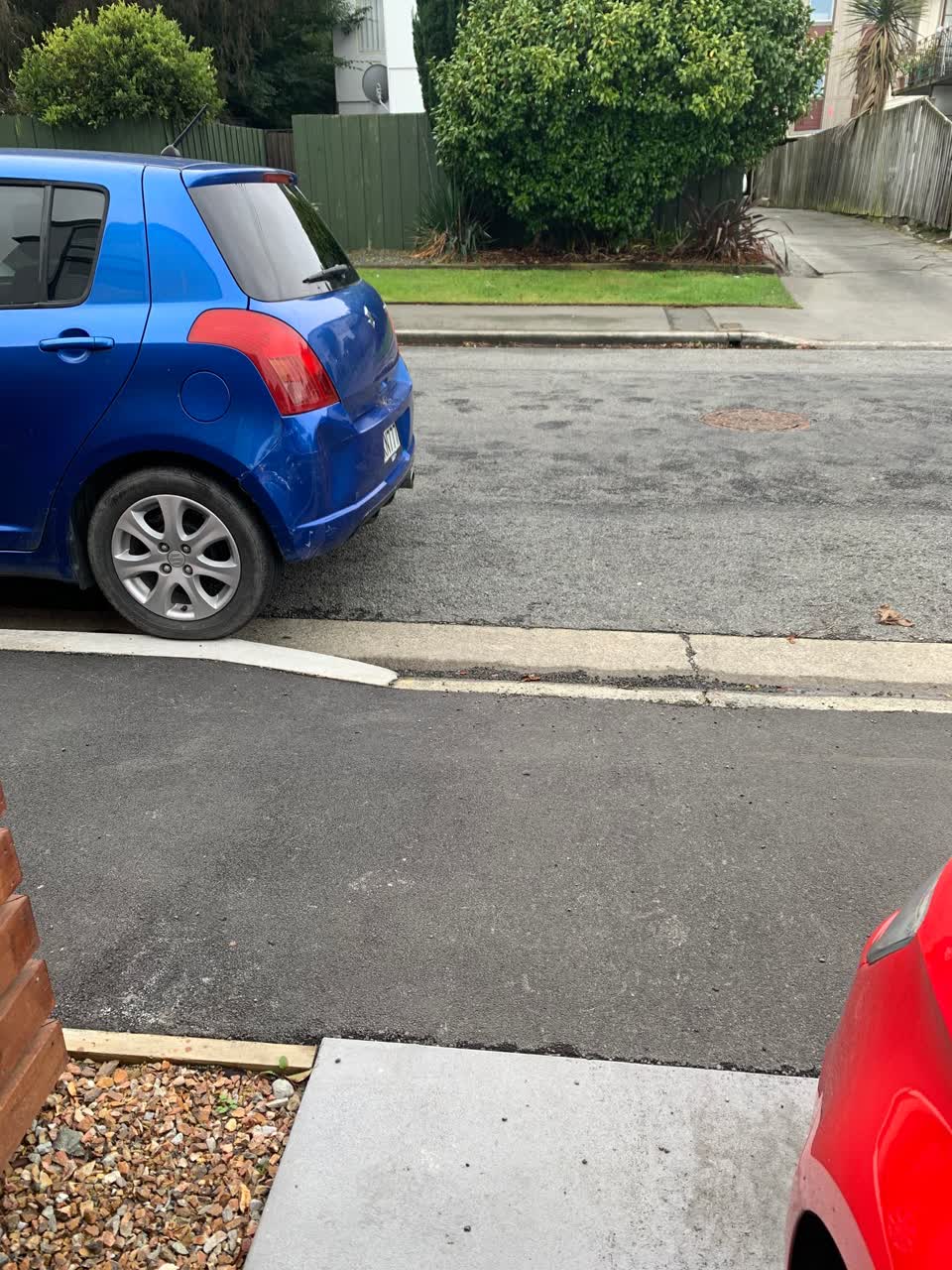 The photograph attached to this roading/streets report