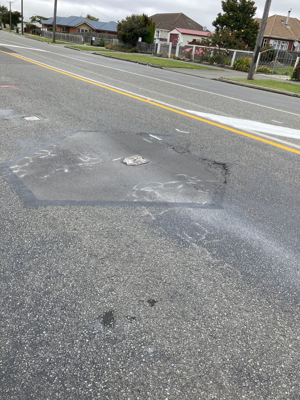 The photograph attached to this roading/streets report