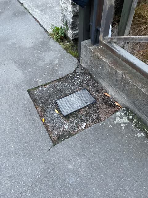 Roading/Streets, a report photo