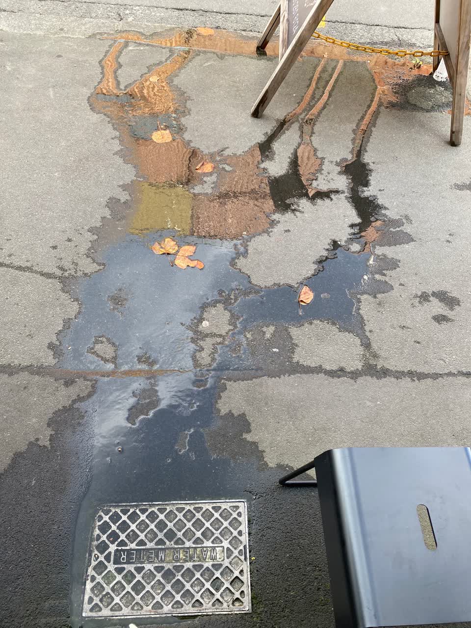 The photograph attached to this roading/streets report