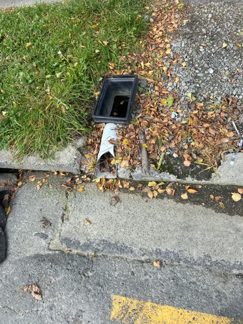 Roading/Streets, a report photo