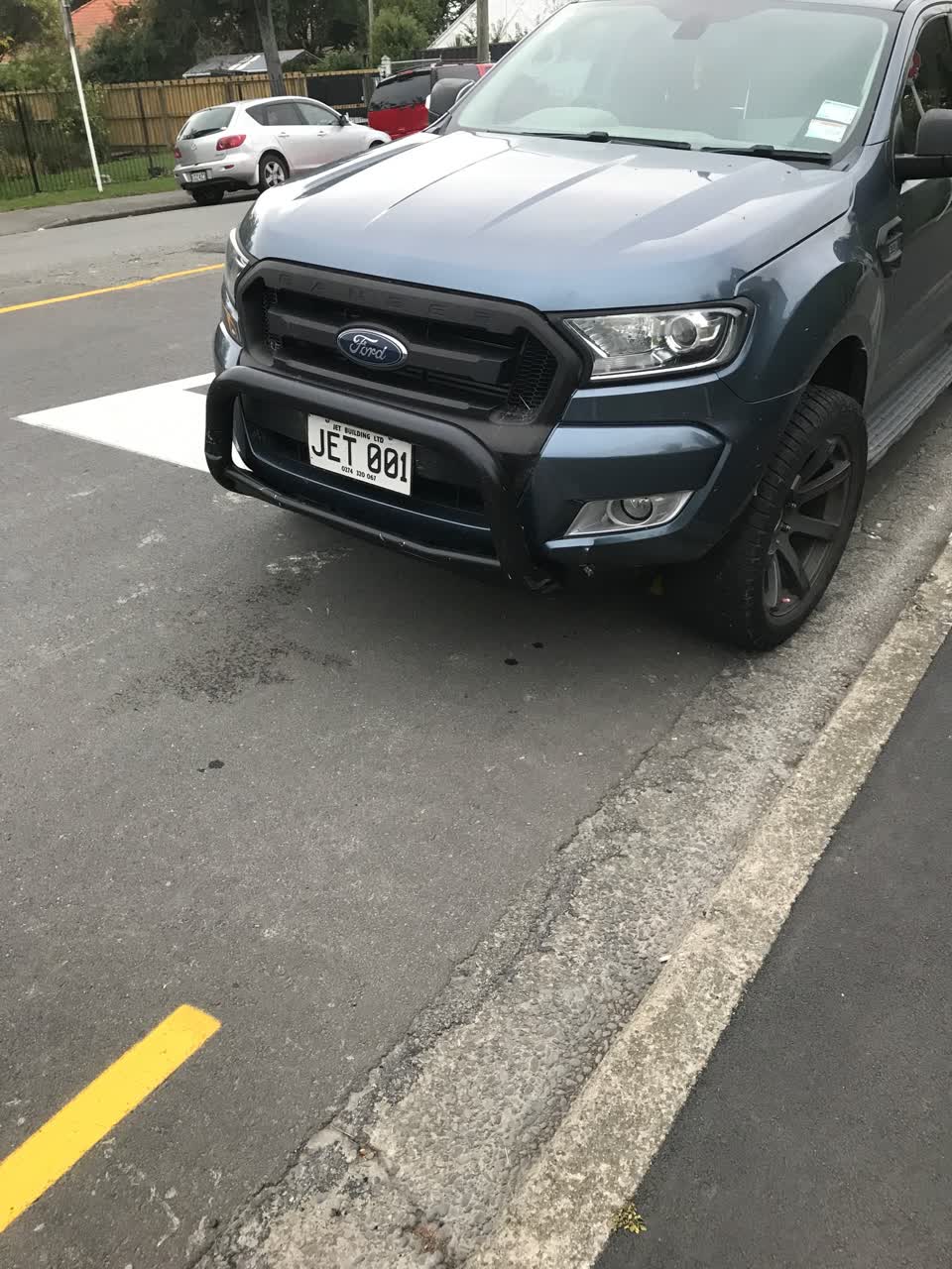 The photograph attached to this roading/streets report