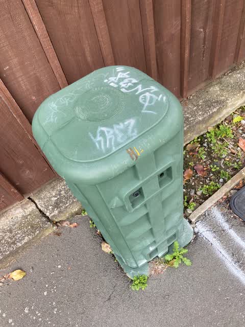 Graffiti, a report photo