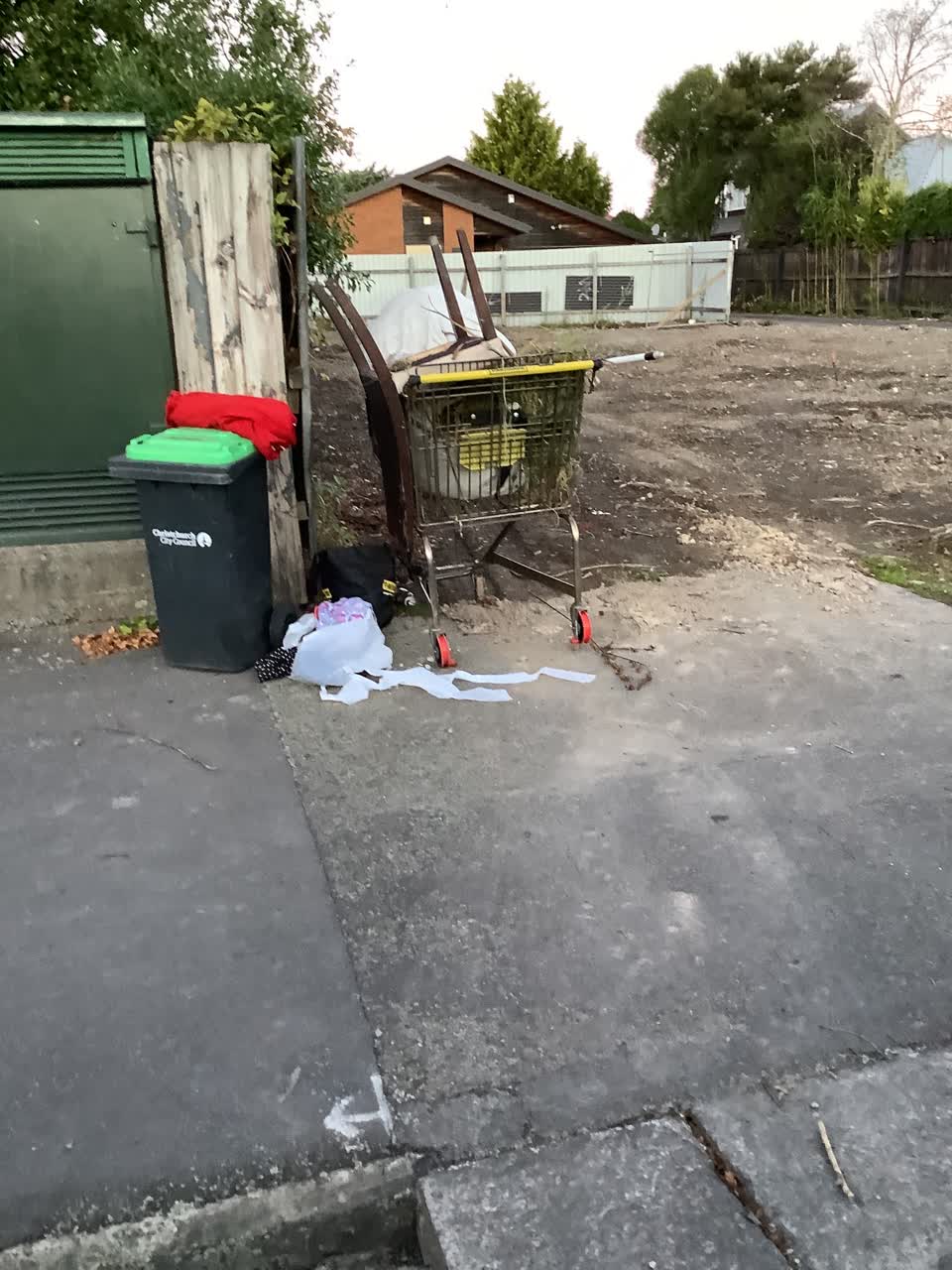 The photograph attached to this rubbish/recycling report