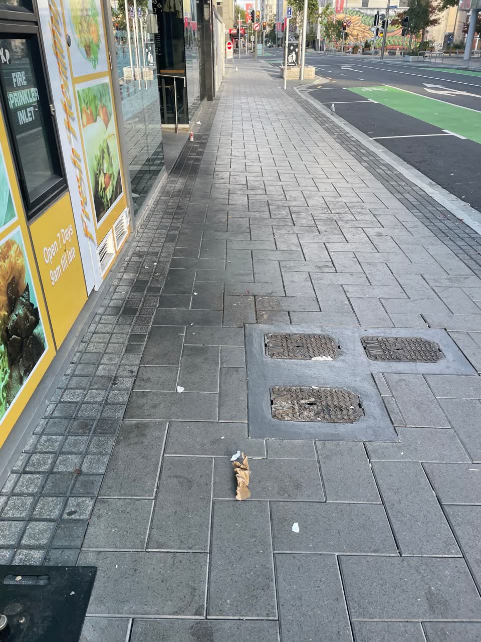 The photograph attached to this roading/streets report