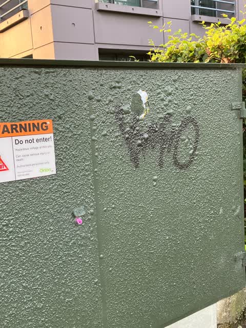 Graffiti, a report photo