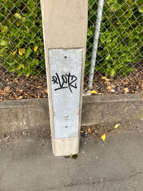 Graffiti, a report photo