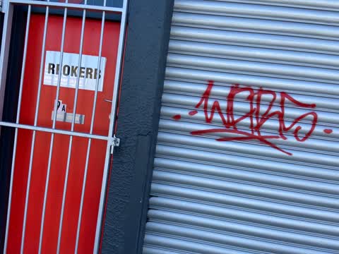 Graffiti, a report photo