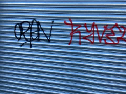 Graffiti, a report photo