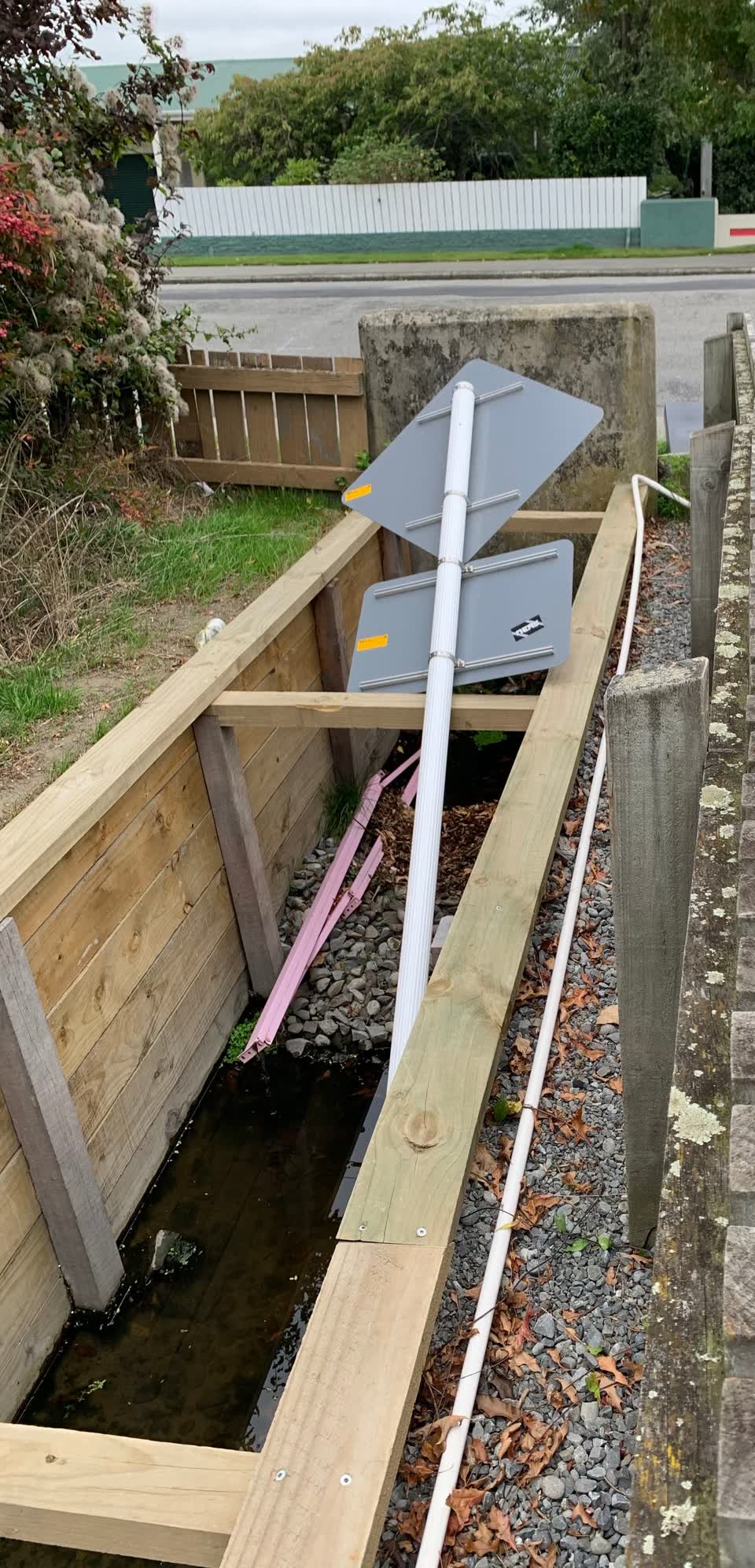 The photograph attached to this sewer - general report