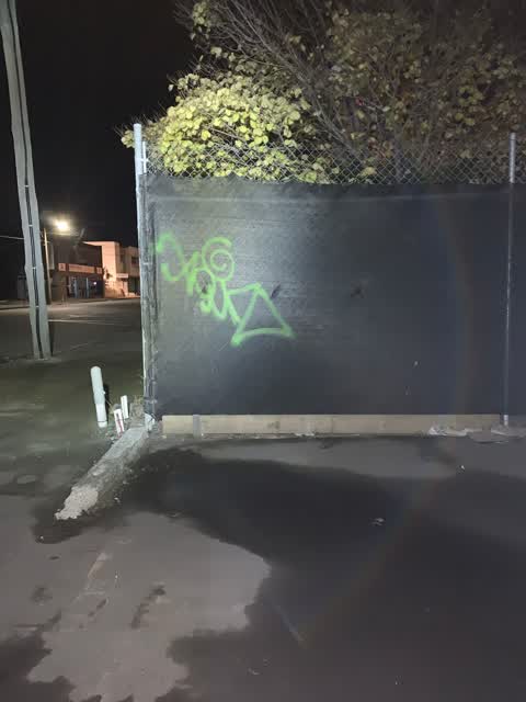 Graffiti, a report photo