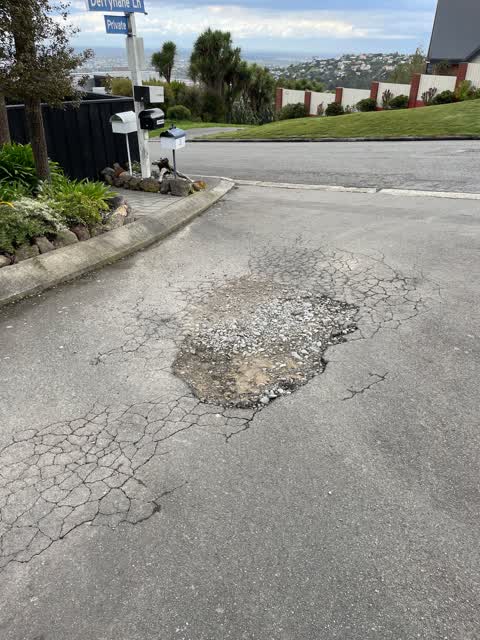 Roading/Streets, a report photo