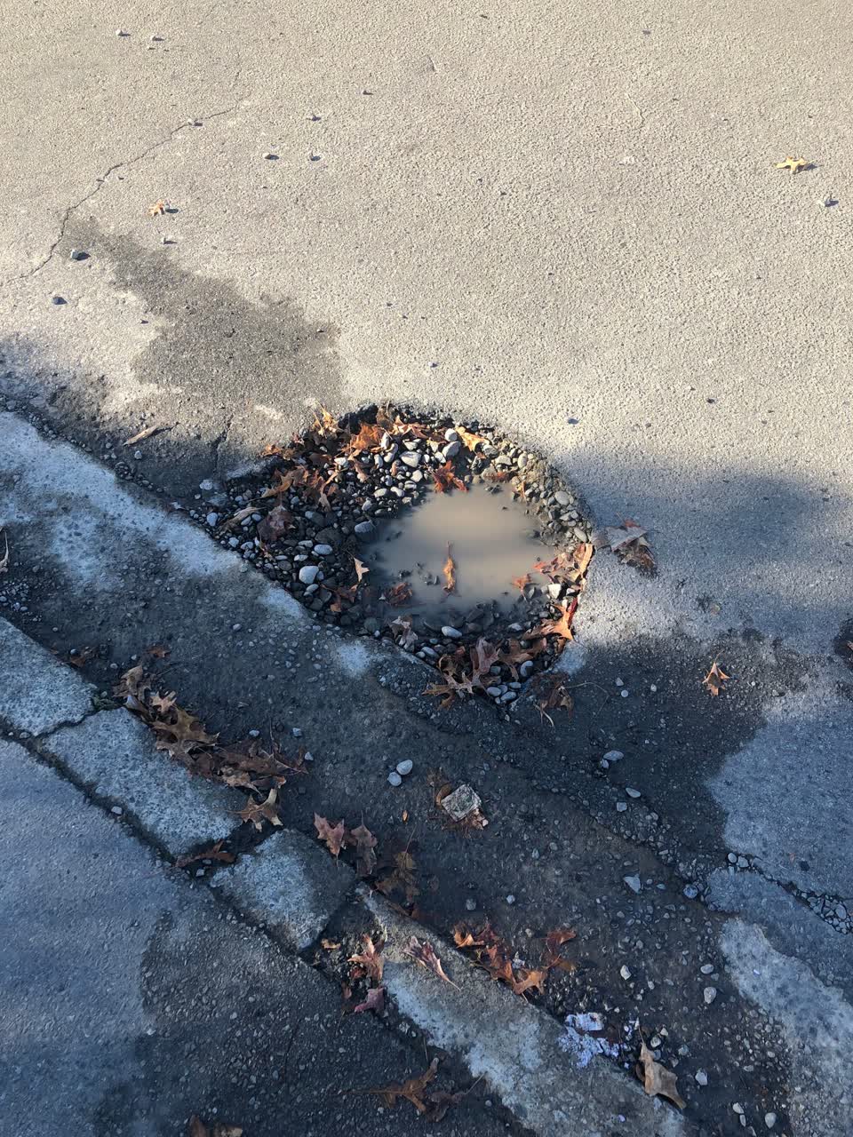 The photograph attached to this roading/streets report