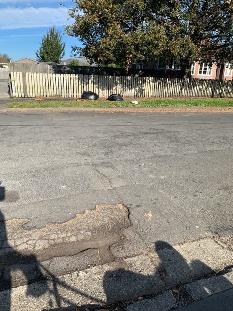 Rubbish/Recycling, a report photo