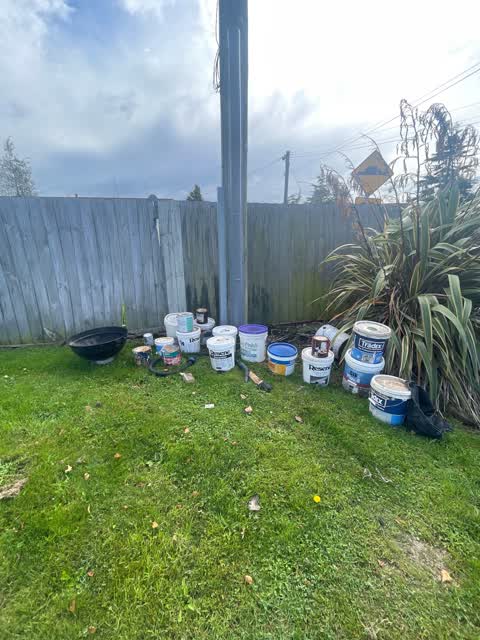 Rubbish/Recycling, a report photo