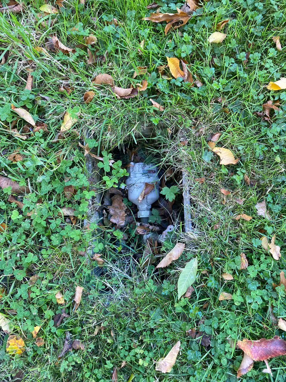 The photograph attached to this water supply report