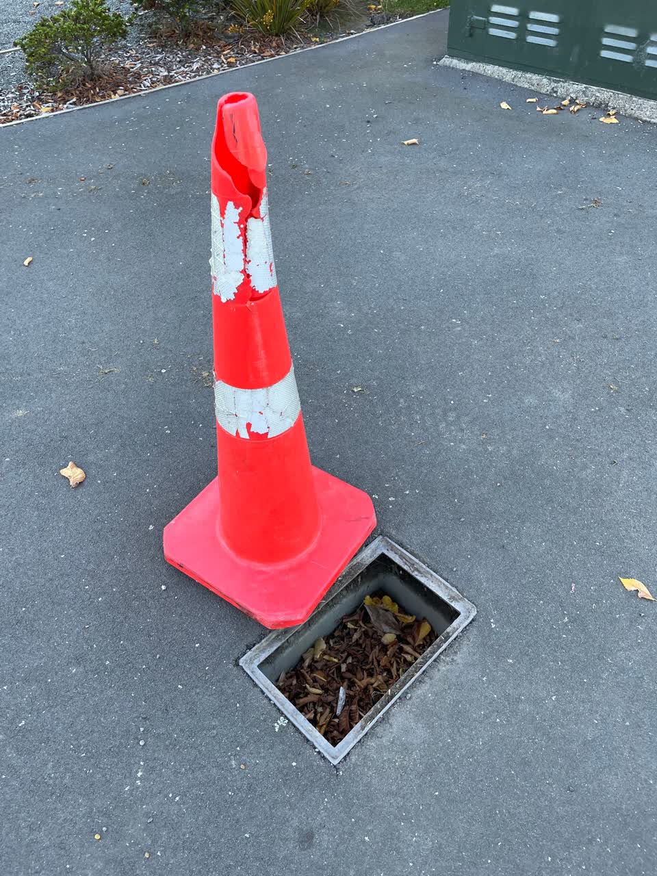 The photograph attached to this roading/streets report