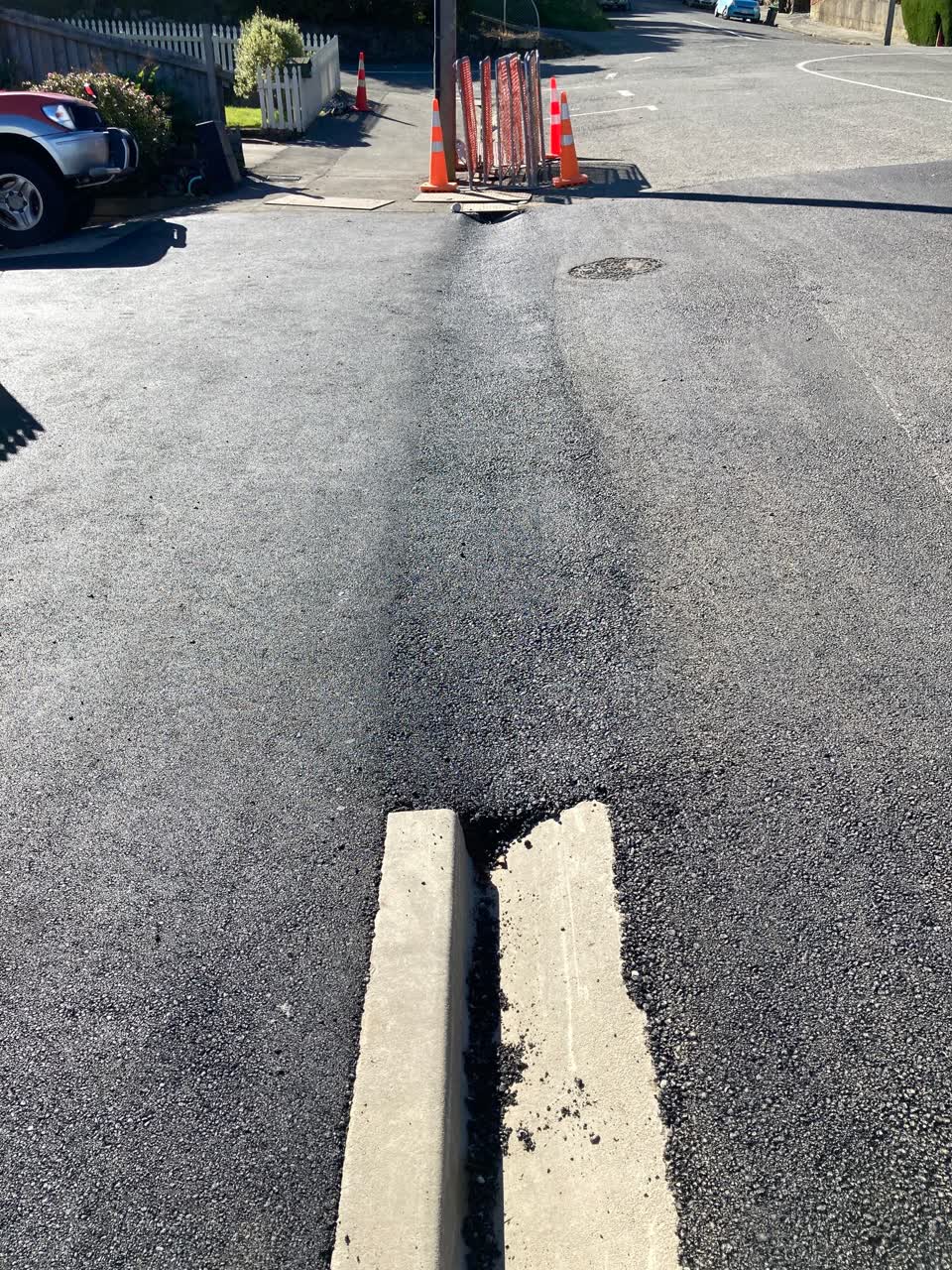 The photograph attached to this roading/streets report