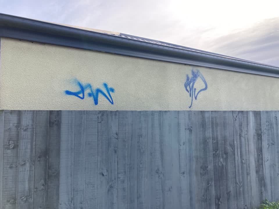 The photograph attached to this graffiti report