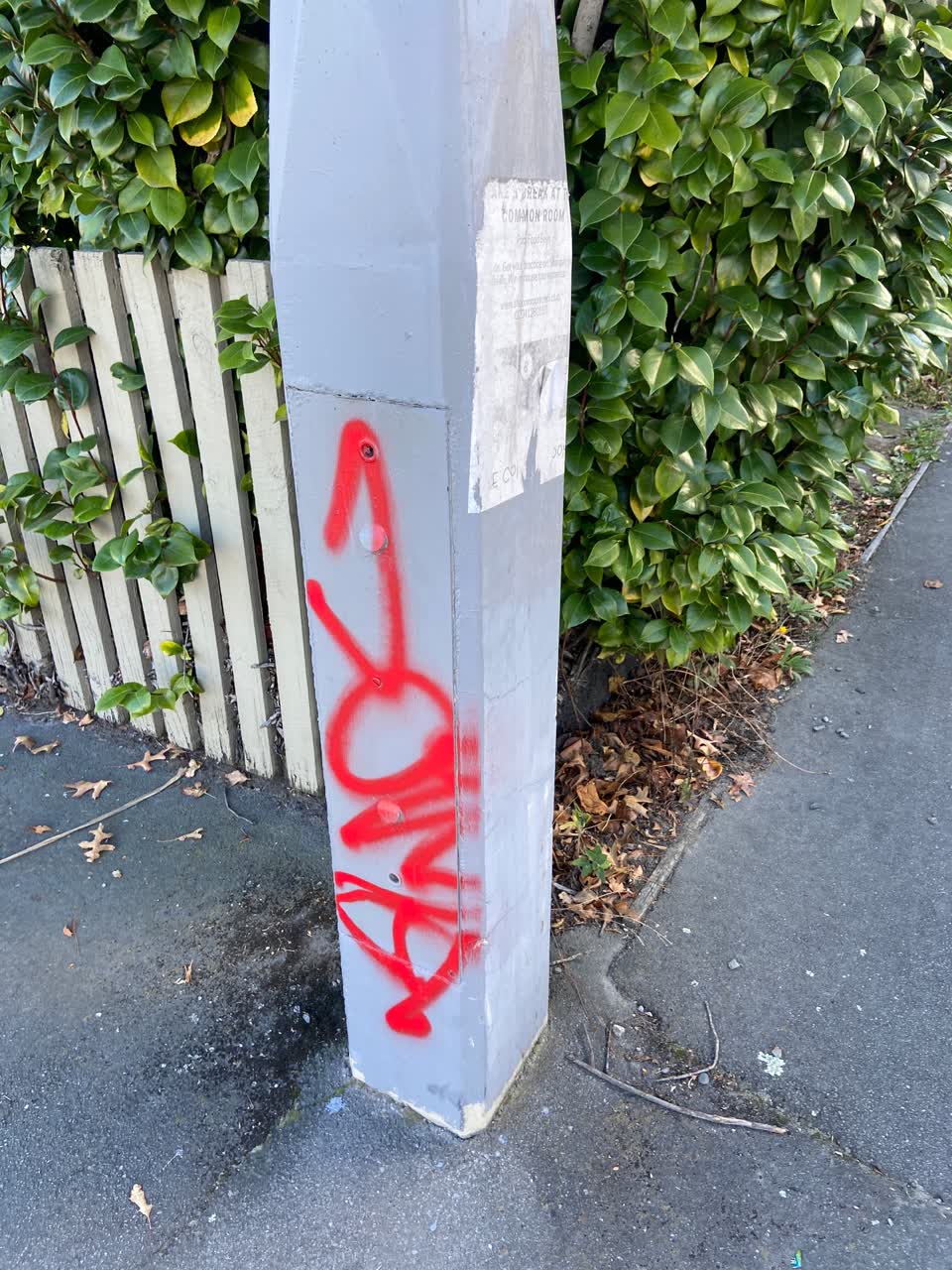 The photograph attached to this graffiti report