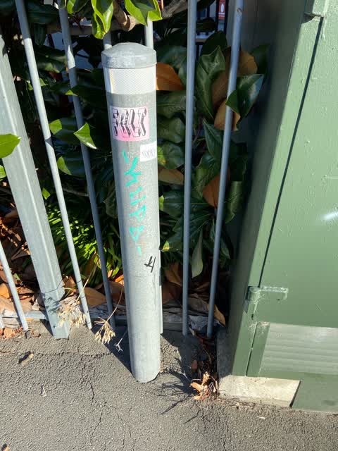 Graffiti, a report photo