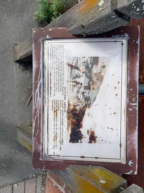 Roading/Streets, a report photo
